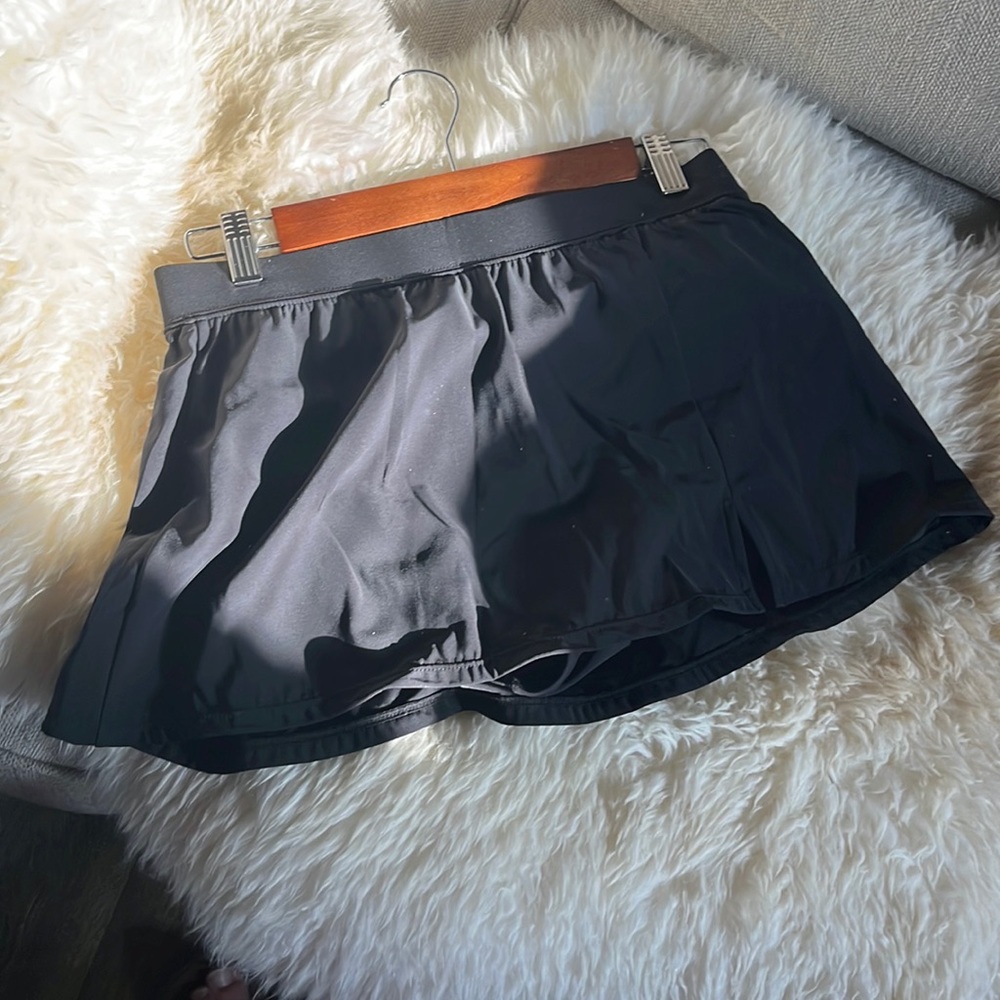 Black Aqua Green brand swim skirt with liner sz M